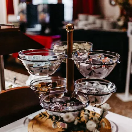 Akzent Zur Gruenen Eiche فندق