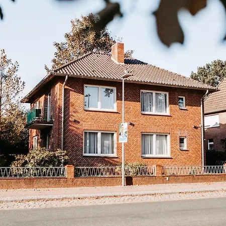 阿克曾祖尔格伦艾克酒店 3* 比斯平根