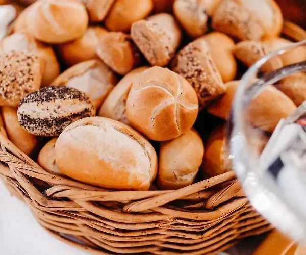 Hotel Akzent Zur Gruenen Eiche 3*