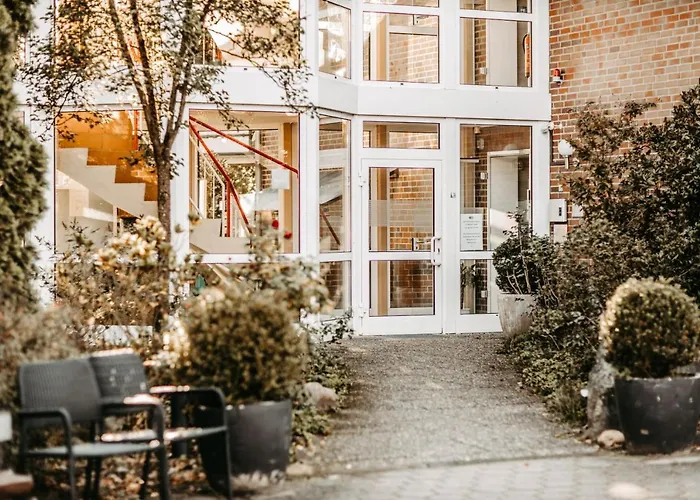 阿克曾祖尔格伦艾克酒店 3* 比斯平根