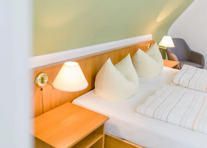 Hotel Akzent Zur Gruenen Eiche 3*