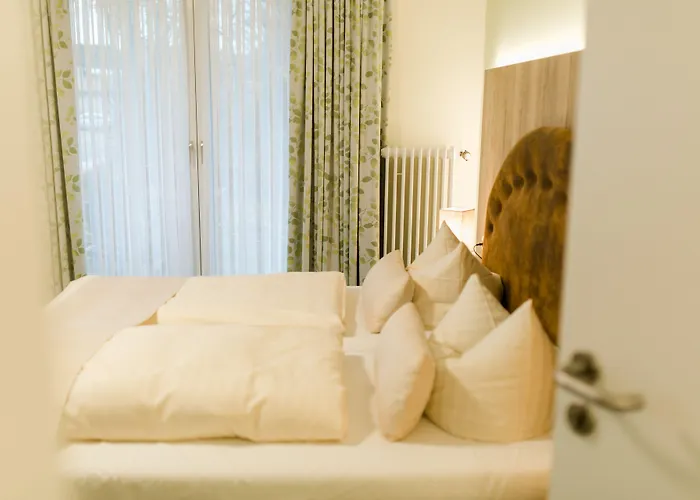 Hotel Akzent Zur Gruenen Eiche 3*